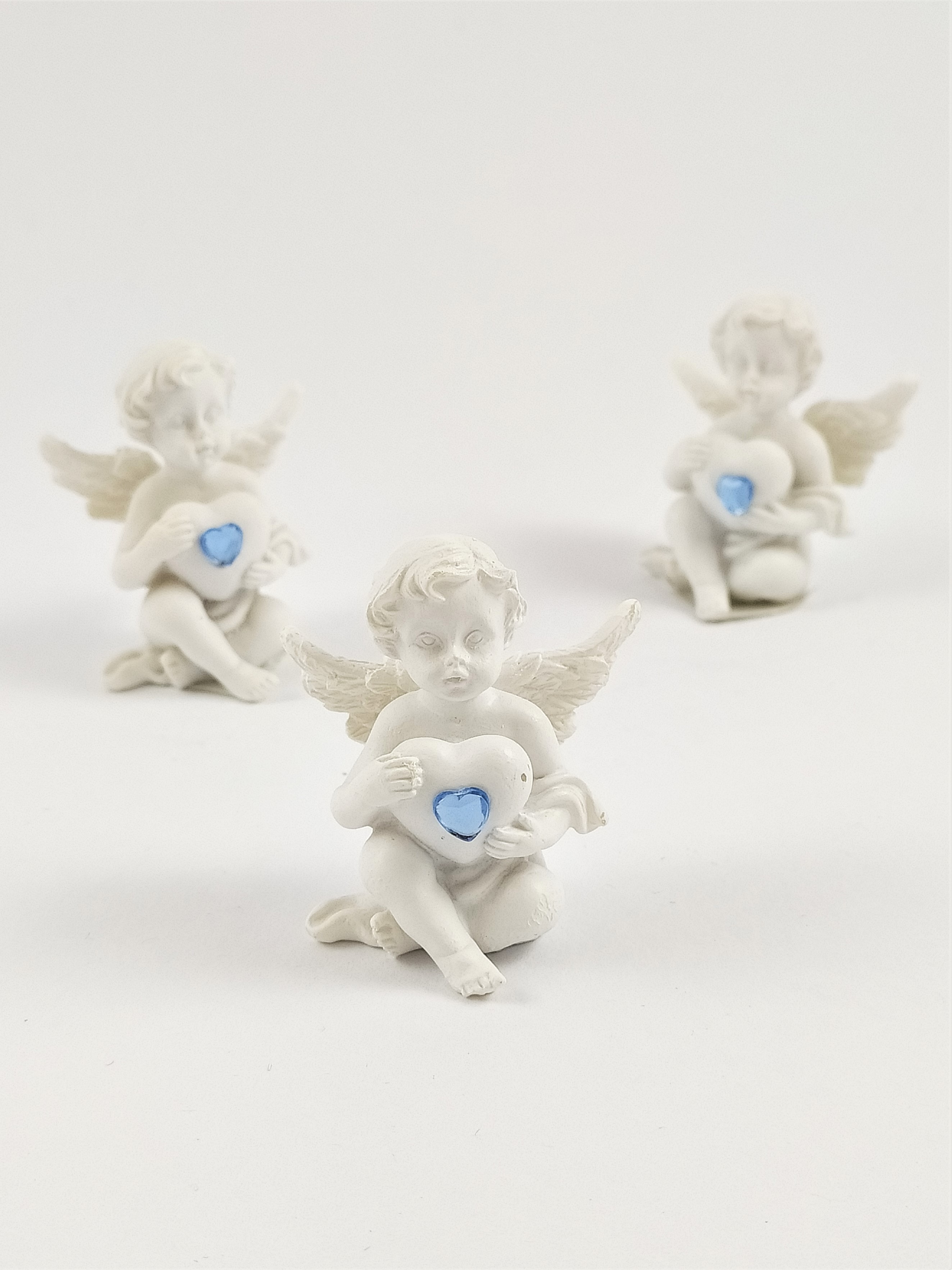 Andělíček bílý se srdíčkem světle modrý 1ks