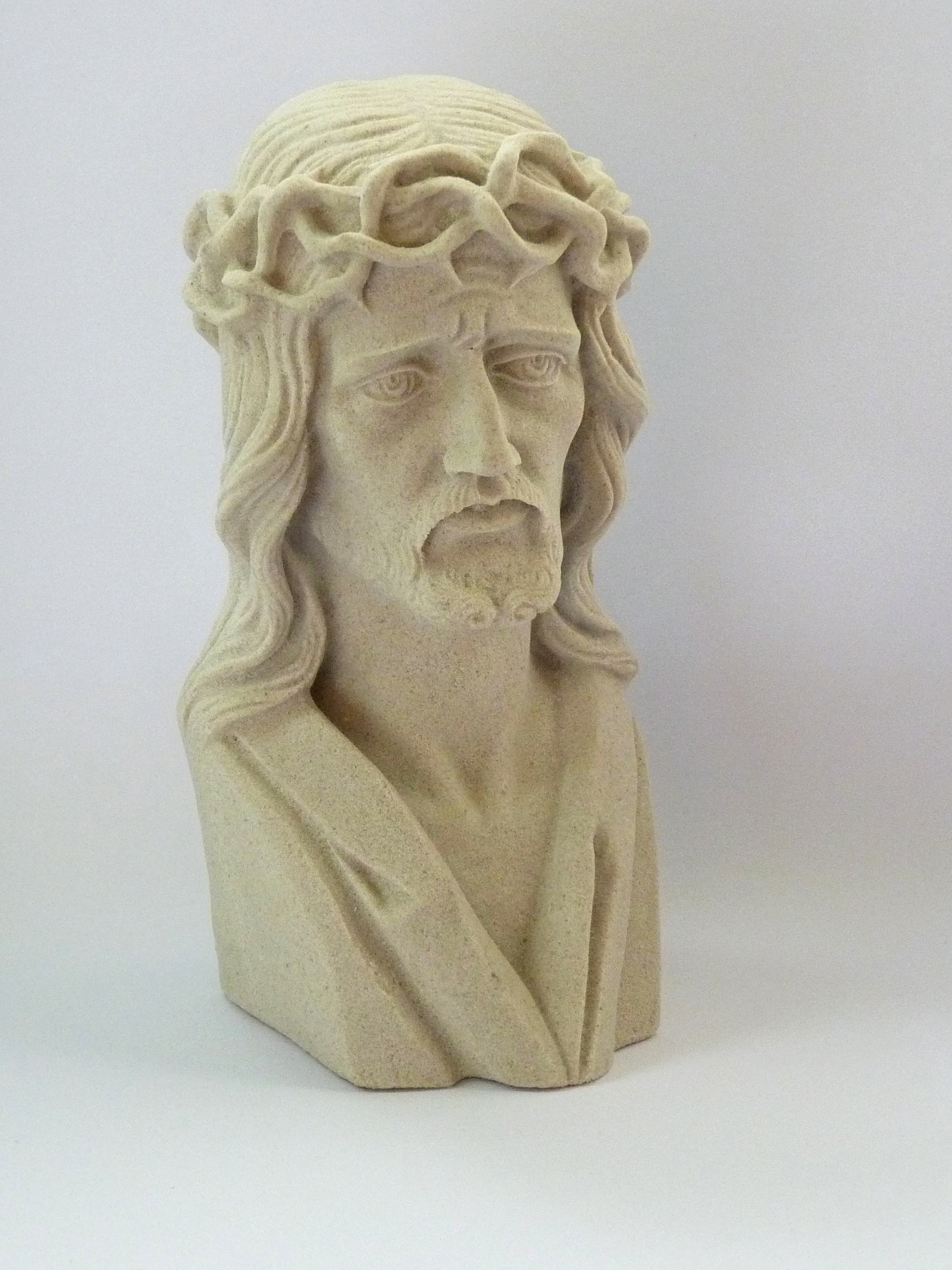 Hlava Krista - pískovcová socha