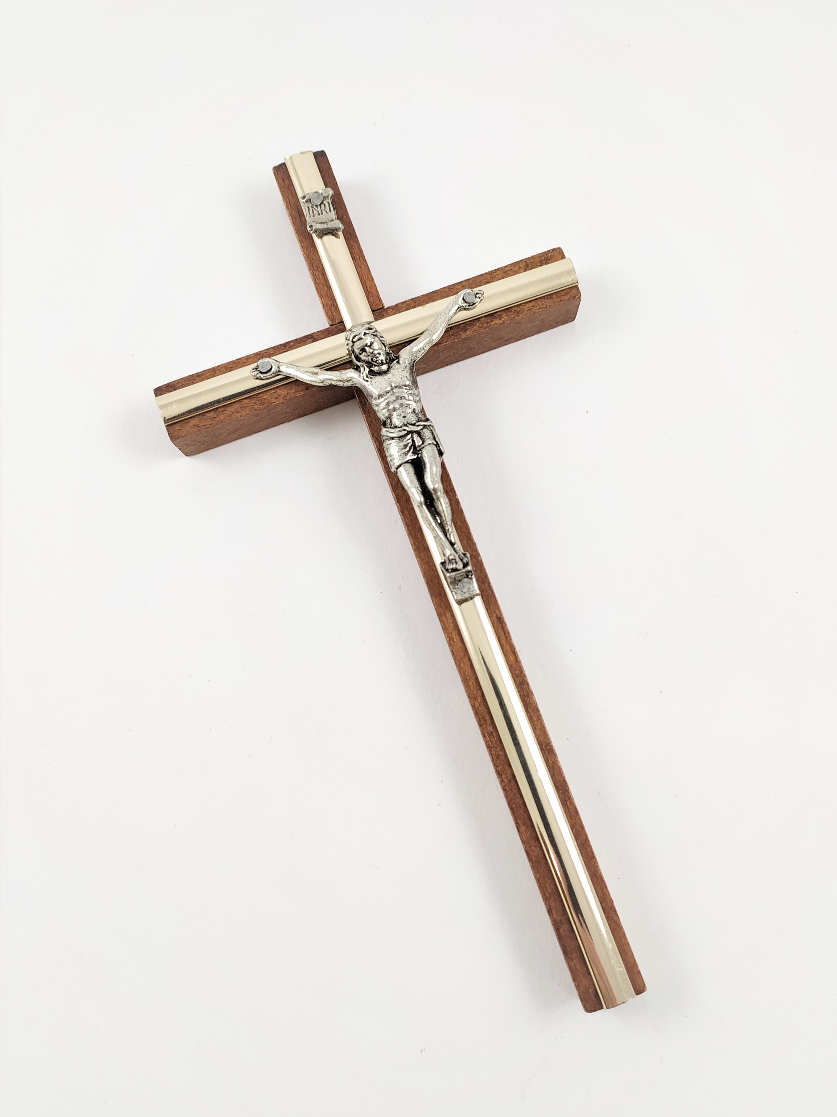 Kříž dřevěný tmavý se stříbrným "lemováním" větší 20 x 10 cm