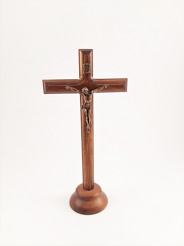 Křížek na postavení, tmavě hnědý, korpus Krista staroměď