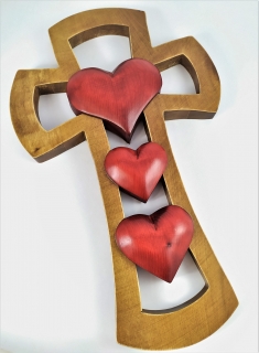 Dřevěný kříž tři srdce velký